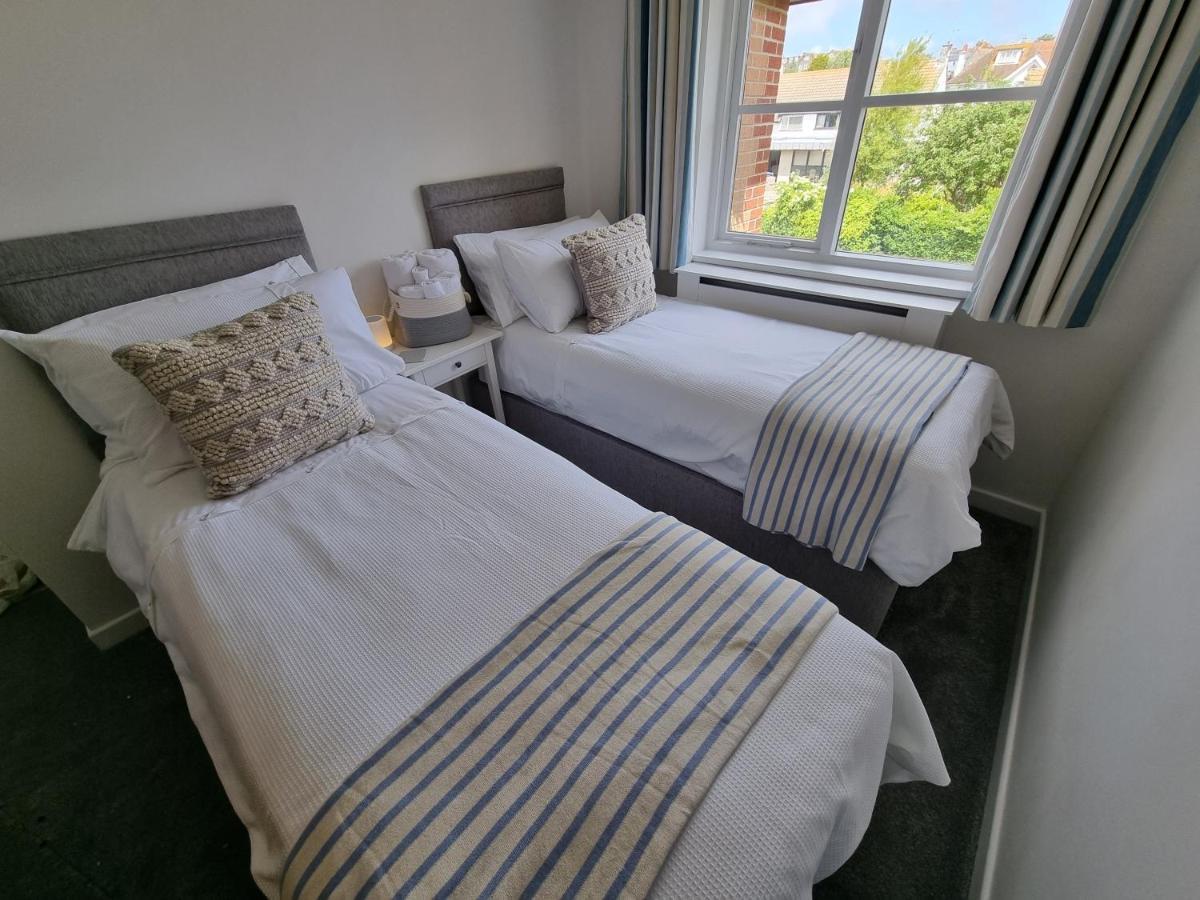 Hightide - 2 Bed With Parking, Balcony & Sea View. Apartment Swanage Exterior foto