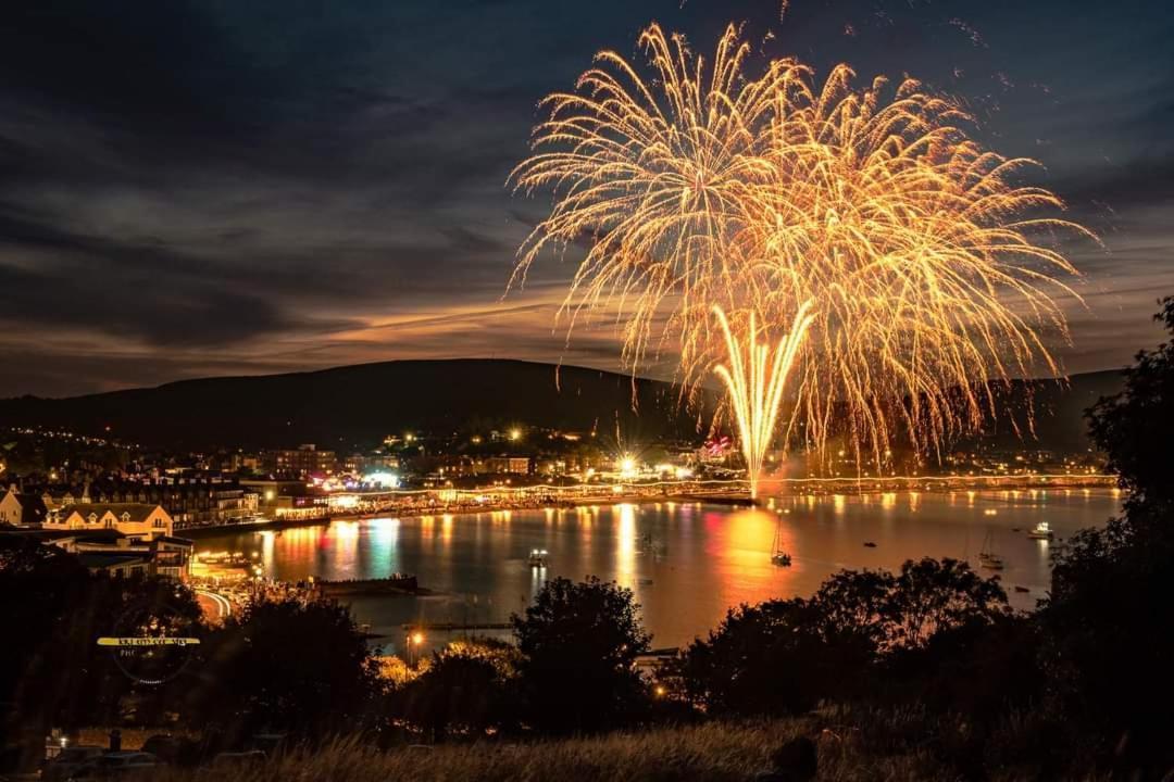 Hightide - 2 Bed With Parking, Balcony & Sea View. Apartment Swanage Cameră foto